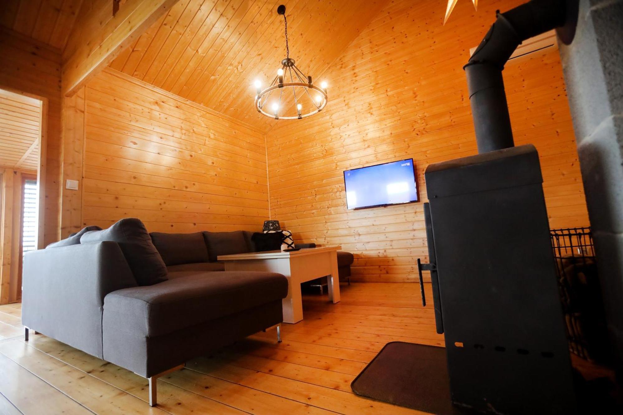 Holiday home Caloroczny Powidz Tel 512-589-997 *
